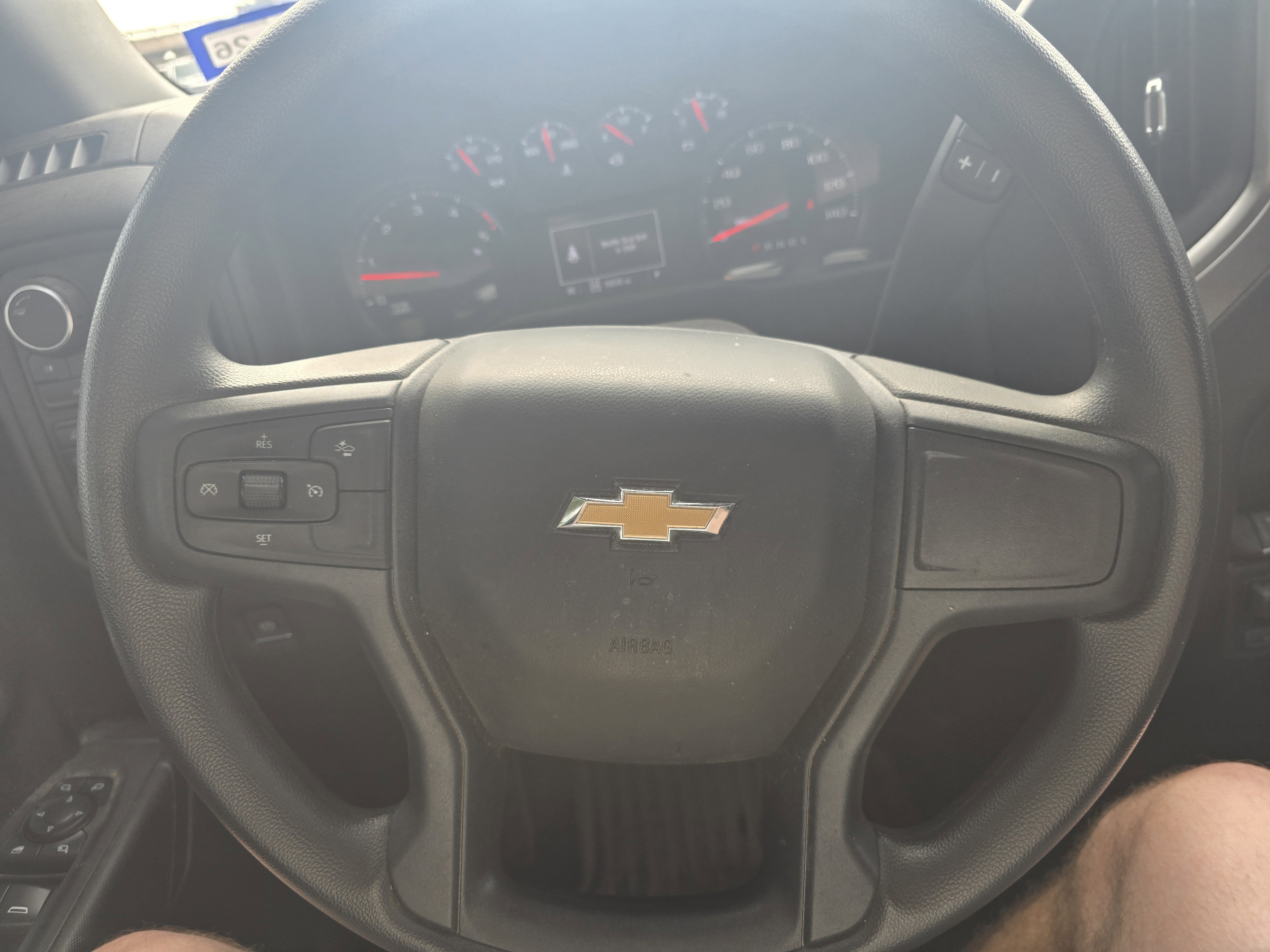 Used 2025 Chevrolet Silverado 2500 Custom w/ Custom Value Package image 11