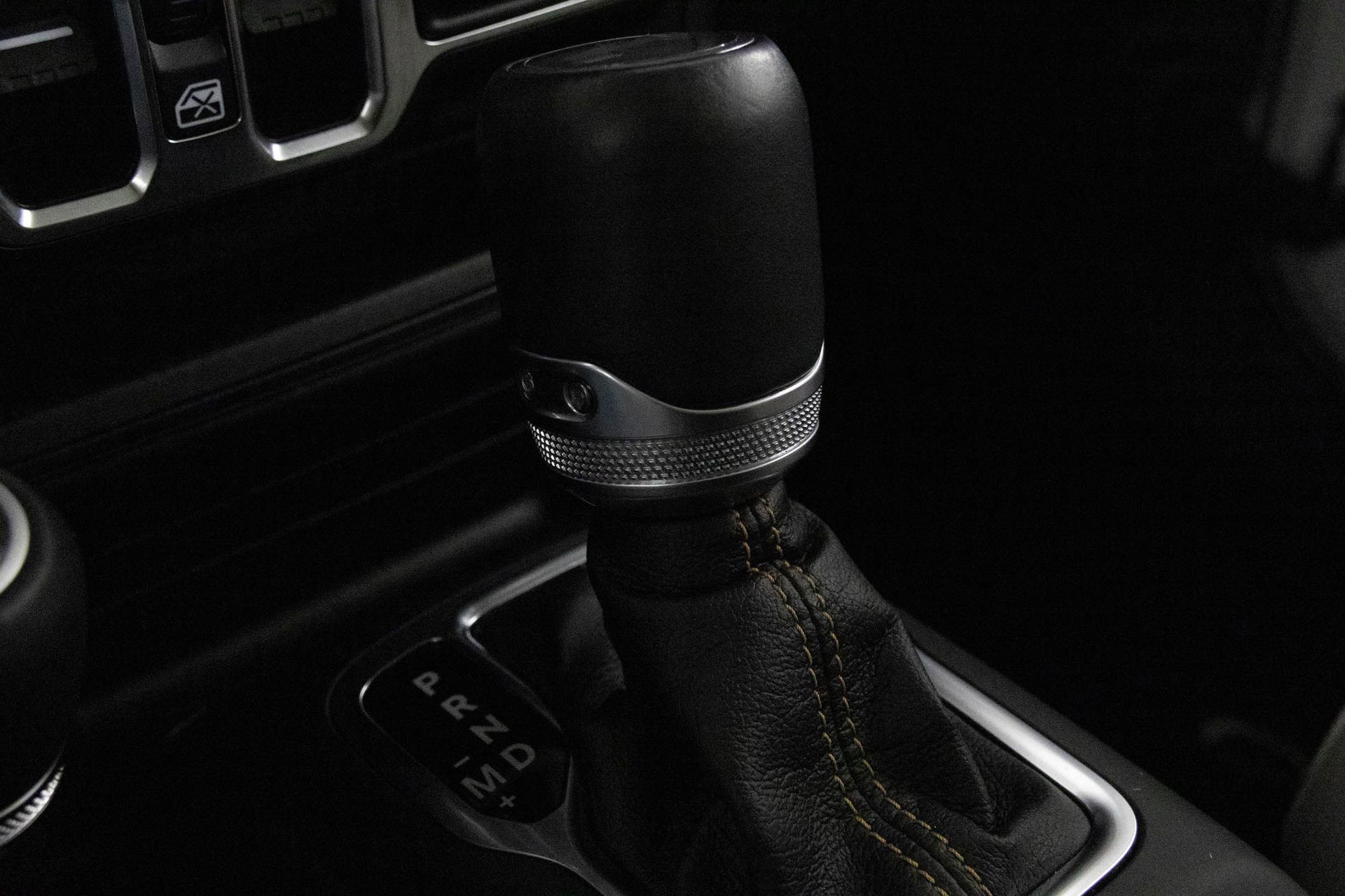 Used 2022 Jeep Wrangler Unlimited Sahara image 28