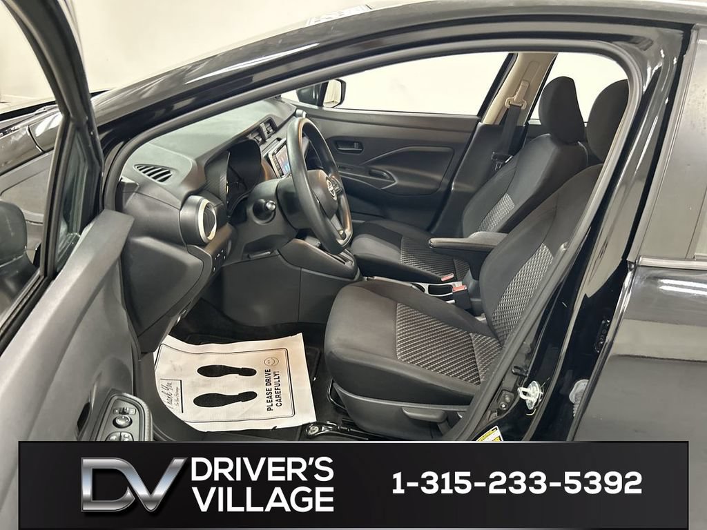 Used 2023 Nissan Versa S w/ Trunk Package FWD image 9