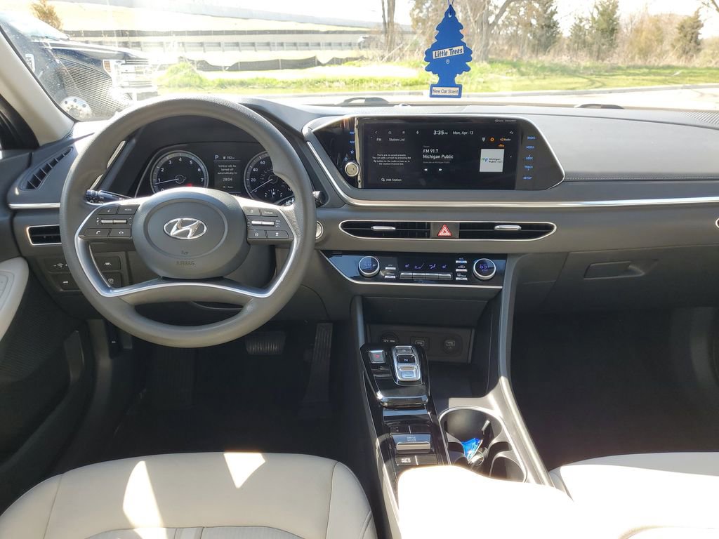 Used 2023 Hyundai Sonata SEL FWD image 11