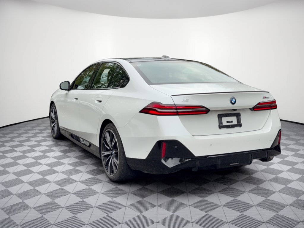 Used 2024 BMW i5 M60 w/ Premium Package AWD/4WD image 3