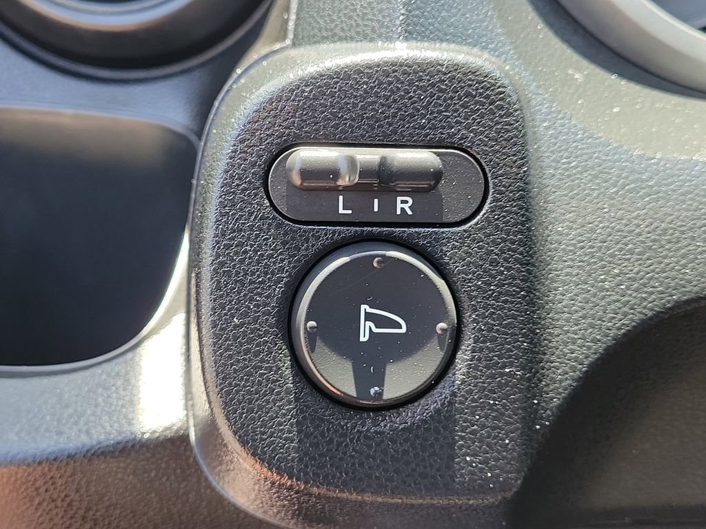 Used 2013 Honda Fit image 27