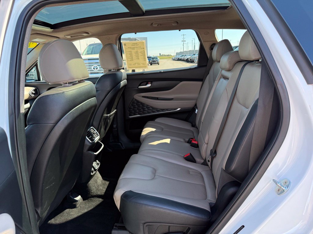 Used 2019 Hyundai Santa Fe AWD image 11
