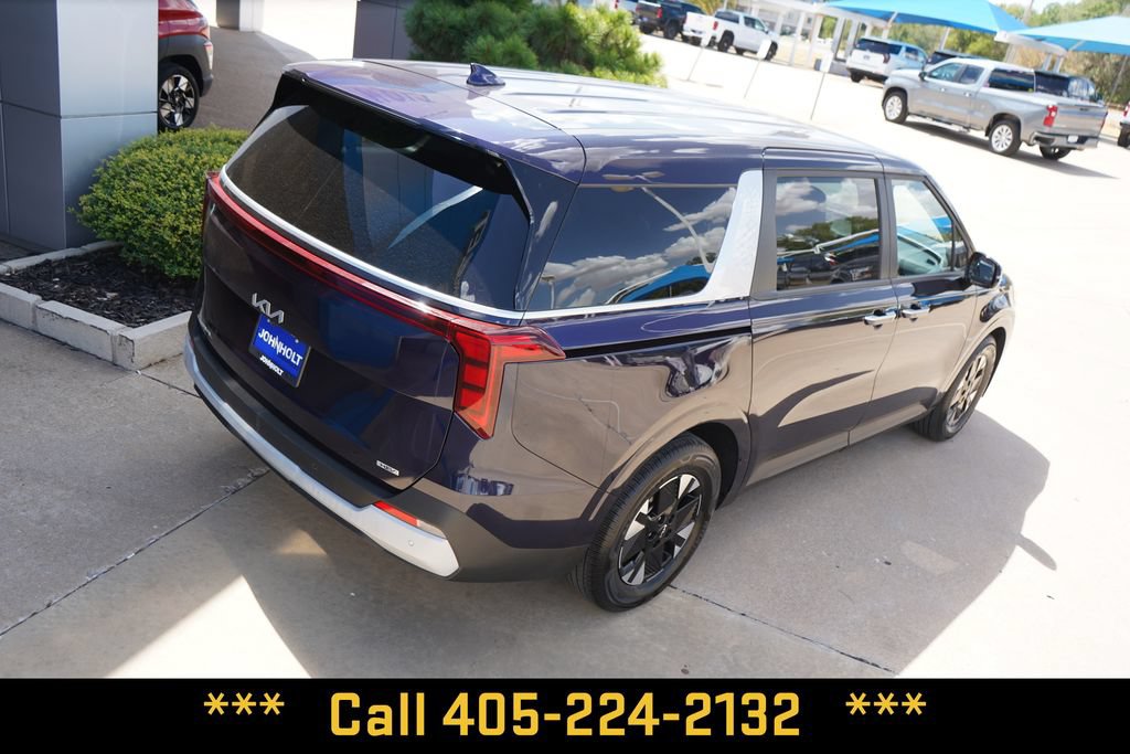 Used 2026 Kia Carnival LXS FWD image 13