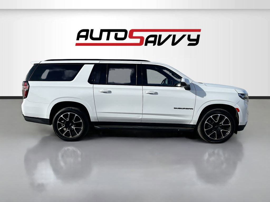 Used 2022 Chevrolet Suburban RST w/ Luxury Package AWD/4WD image 8