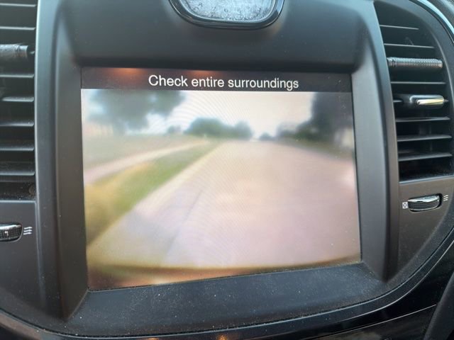 Used 2013 Chrysler 300 C RWD image 14