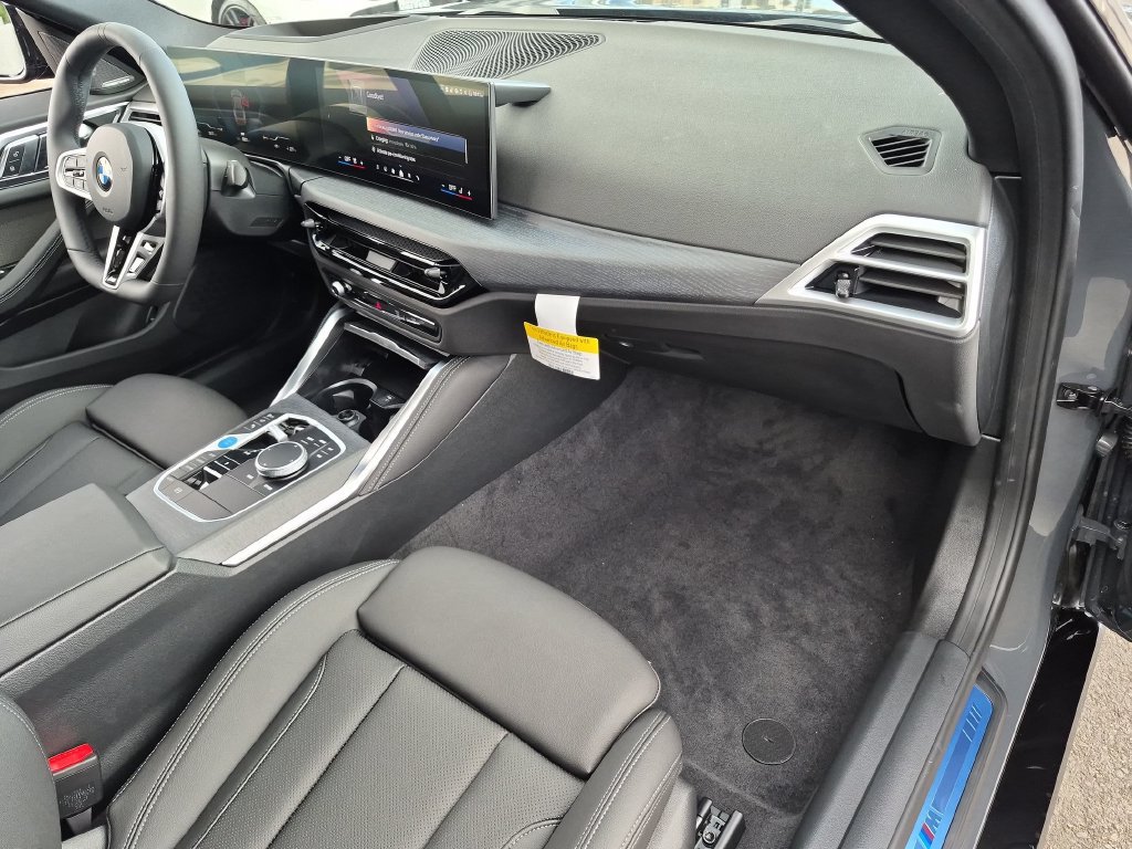 New 2026 BMW i4 eDrive40 w/ M Sport Package RWD image 9