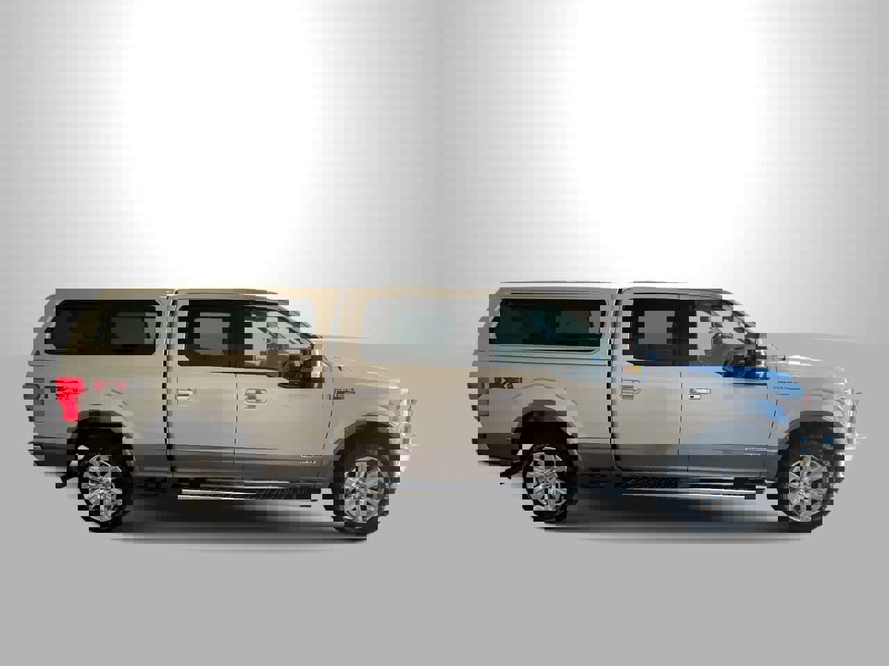 Used 2018 Ford F150 Lariat w/ Equipment Group 502A Luxury image 9