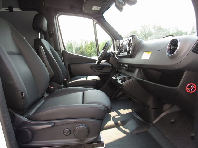 New 2025 Mercedes-Benz Sprinter 2500 image 15