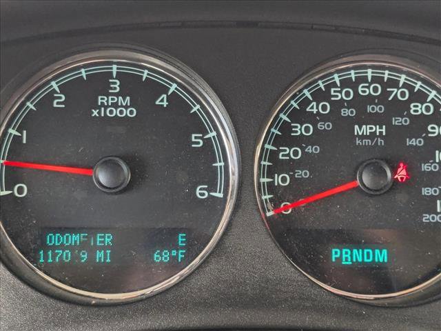 Used 2013 Chevrolet Suburban LT RWD image 11
