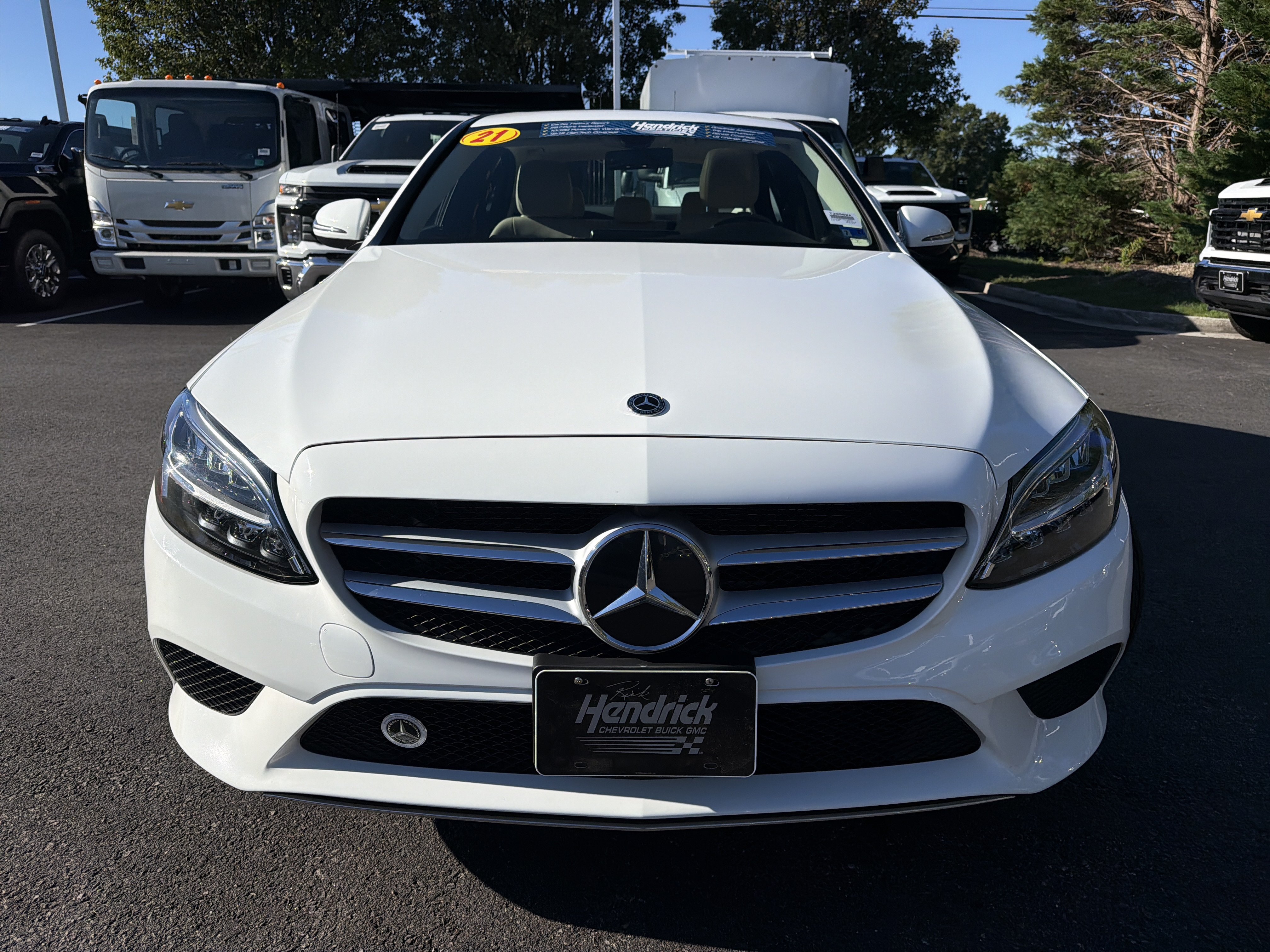 Used 2021 Mercedes-Benz C 300 4MATIC Sedan image 3