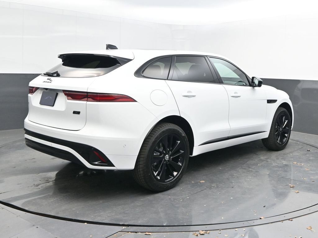 New 2026 Jaguar F-PACE R-Dynamic S image 7
