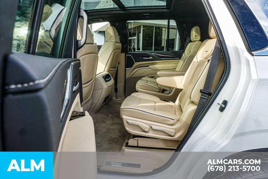 Used 2023 Cadillac Escalade Premium Luxury w/ Performance Package AWD/4WD image 22