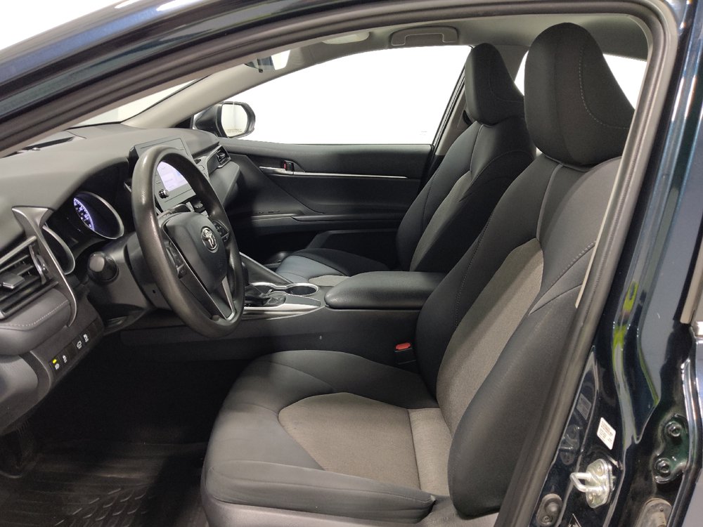 Used 2021 Toyota Camry LE FWD image 17