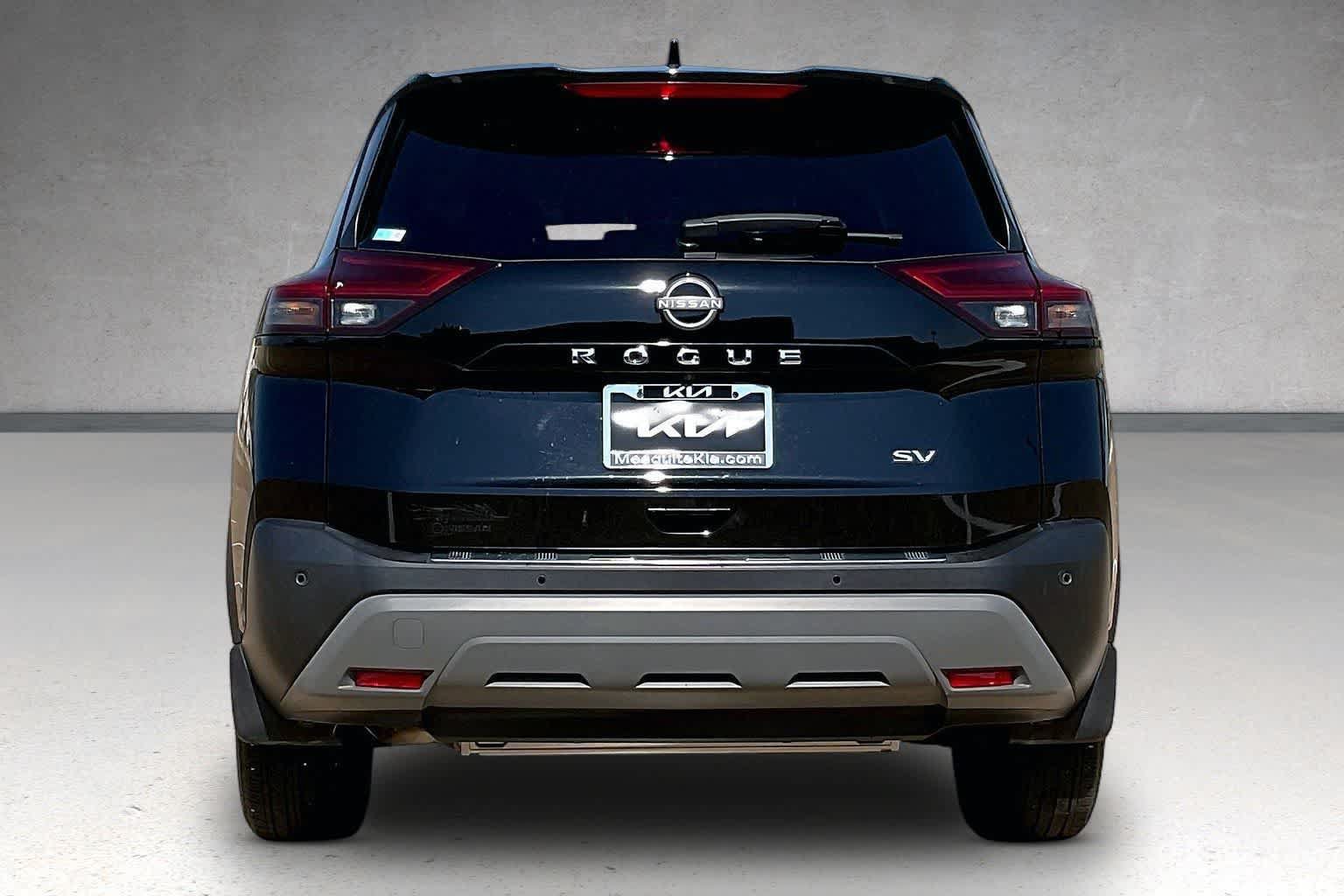 Used 2023 Nissan Rogue SV FWD image 5