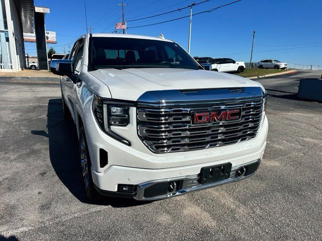 Used 2024 GMC Sierra 1500 Denali AWD/4WD image 2