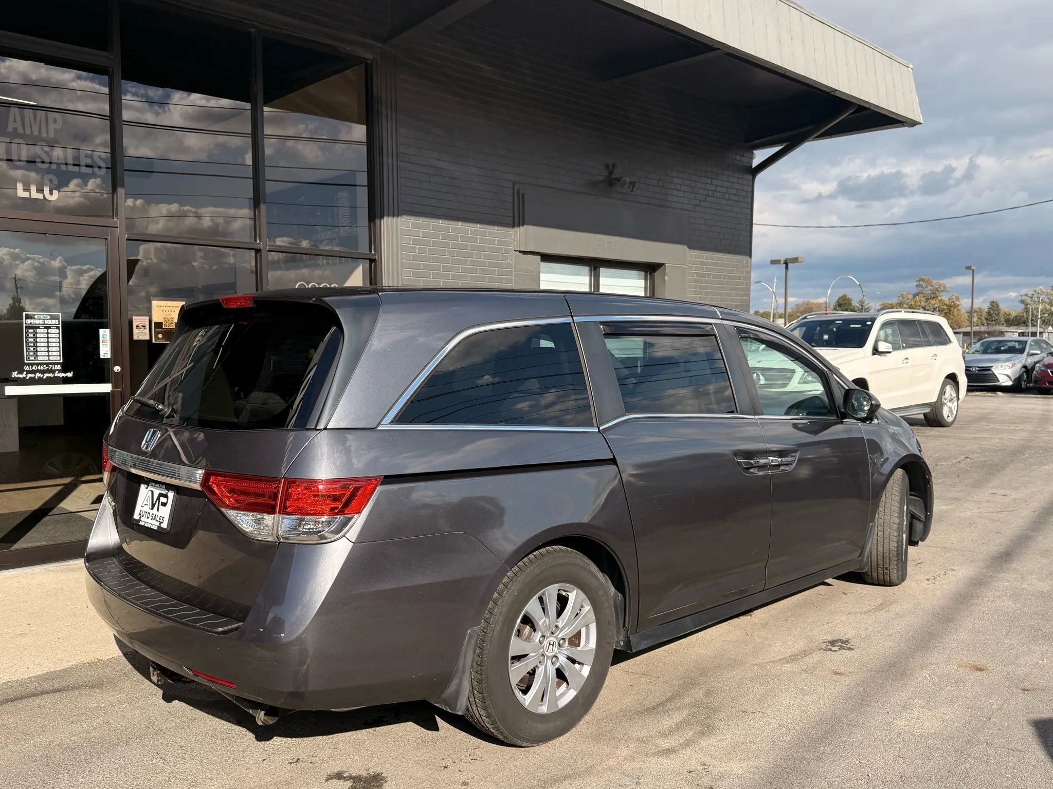 Used 2016 Honda Odyssey EX image 4