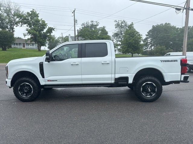 New 2025 Ford F350 Lariat w/ Lariat Ultimate Package image 6