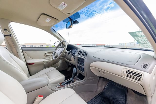 Used 1999 Oldsmobile Intrigue GLS FWD image 19