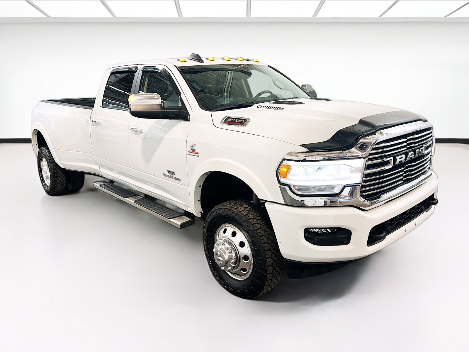 Used 2022 RAM 3500 Laramie image 3