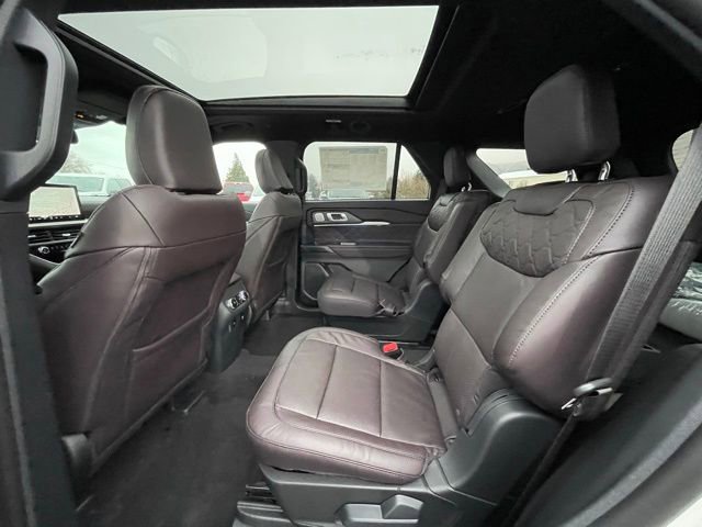 New 2026 Ford Explorer Platinum w/ LUX Leather Package image 9