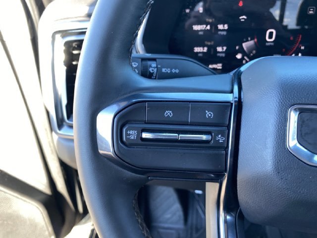 Used 2025 GMC Canyon AT4 w/ Nightfall Edition AWD/4WD image 30