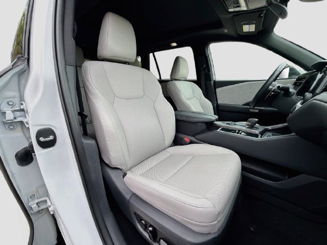 Used 2026 Lexus TX 350 AWD w/ Technology Package image 16