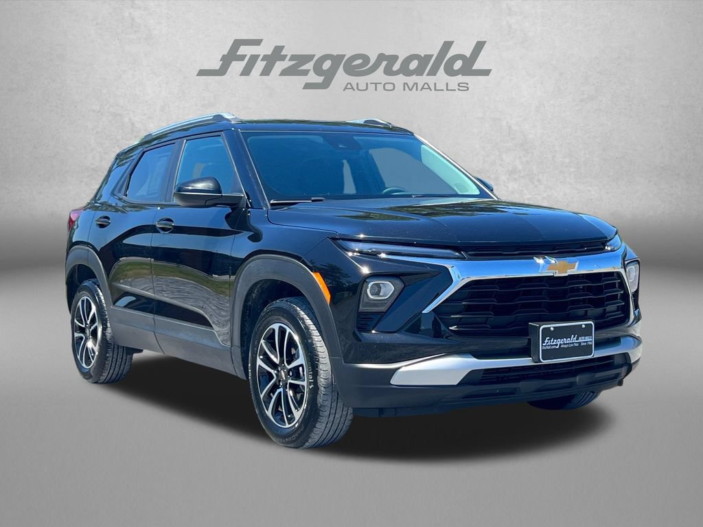 Used 2025 Chevrolet TrailBlazer LT AWD/4WD image 1