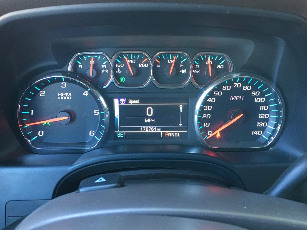 Used 2017 Chevrolet Silverado 1500 LT w/ All Star Edition AWD/4WD image 2