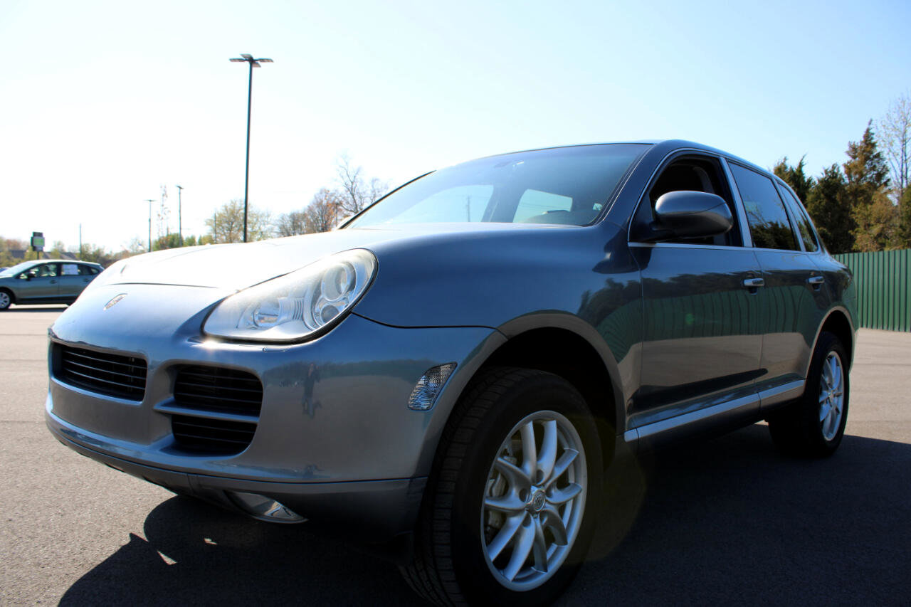 Used 2005 Porsche Cayenne S image 3