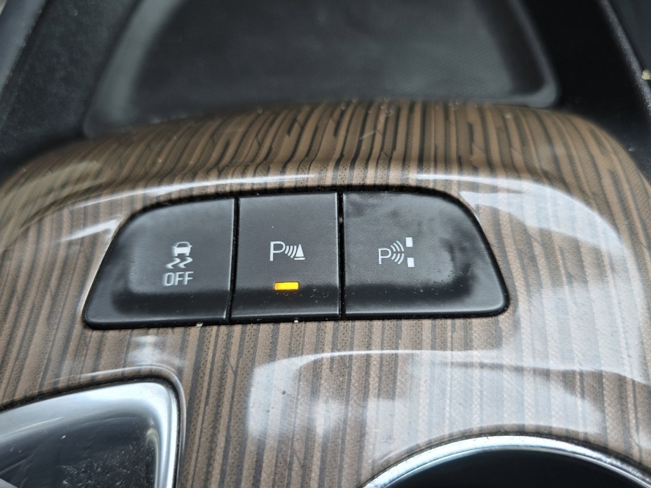 Used 2020 Chevrolet Malibu Premier FWD image 30