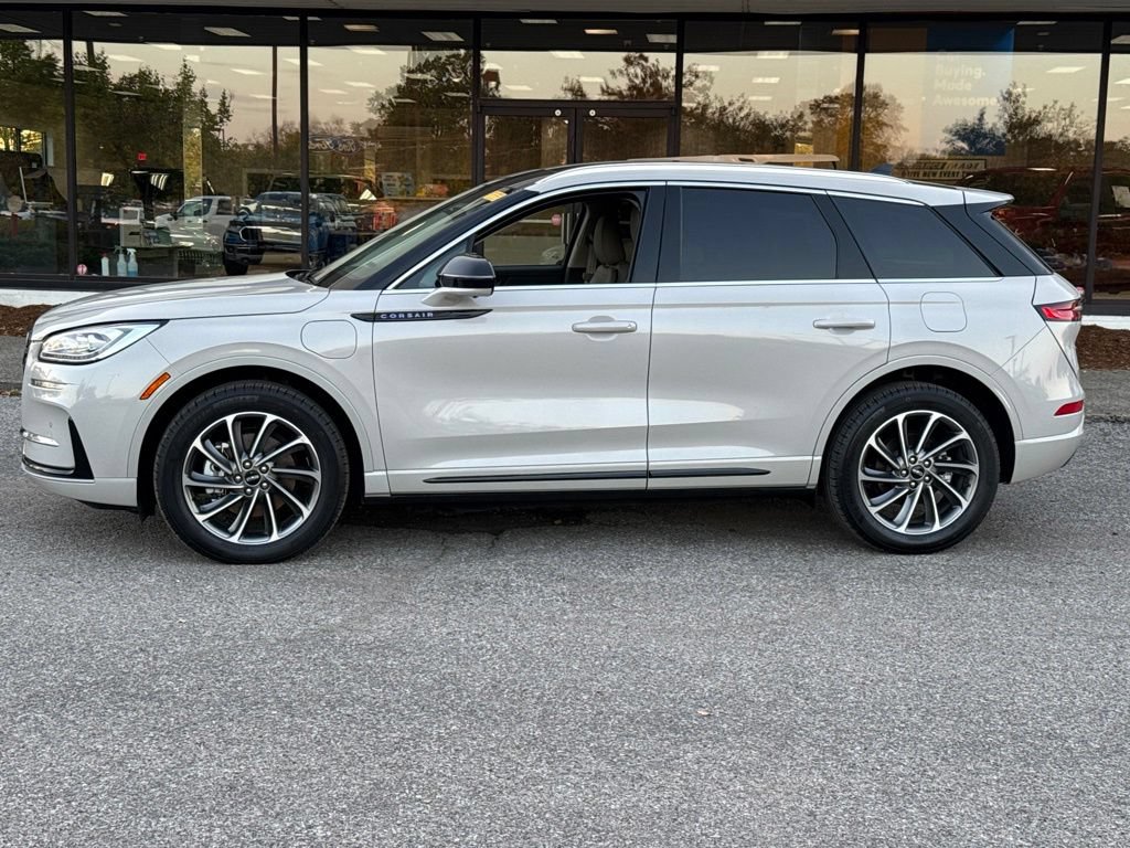 Used 2024 Lincoln Corsair Grand Touring w/ Equipment Group 301A AWD/4WD image 18
