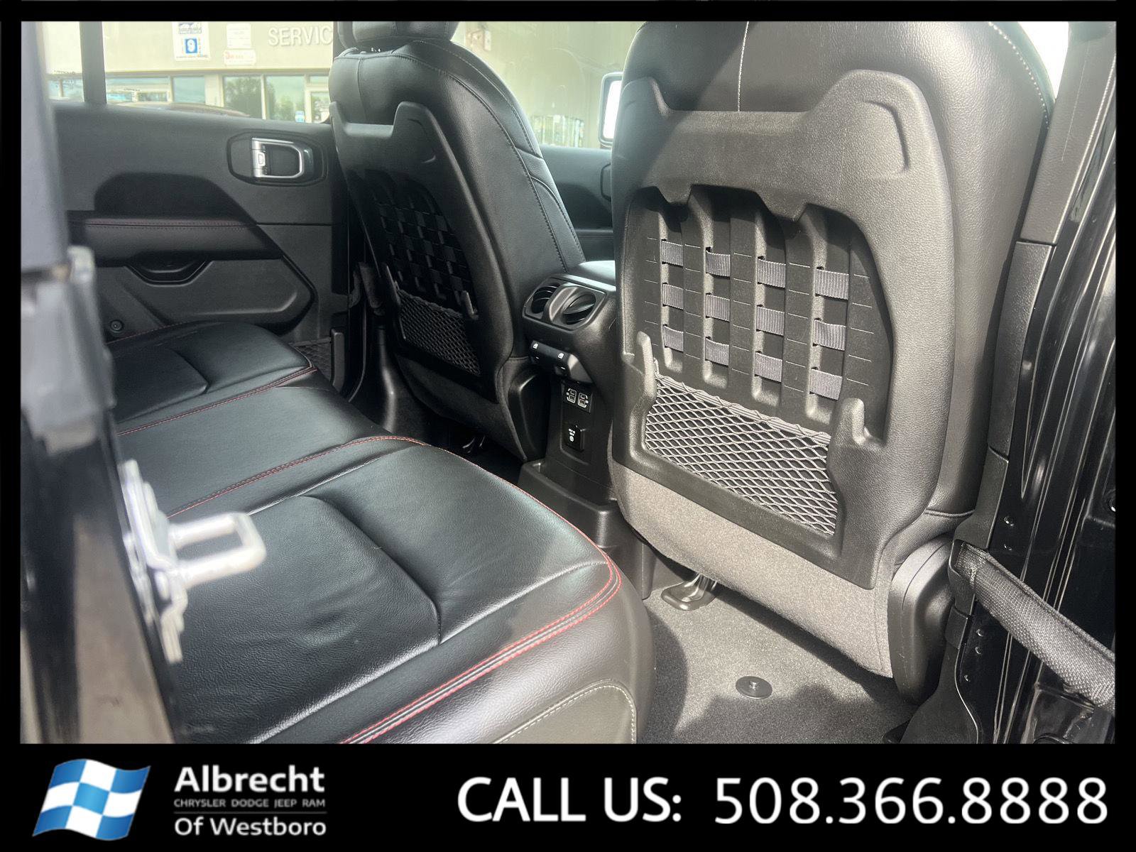 Used 2022 Jeep Wrangler Unlimited Rubicon w/ Cold Weather Group image 18