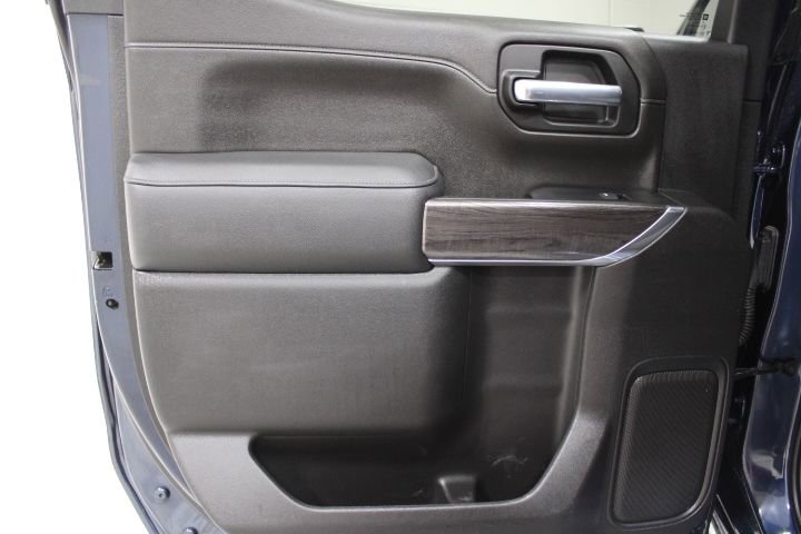 Used 2021 Chevrolet Silverado 1500 LTZ w/ Z71 Off-Road Package image 24