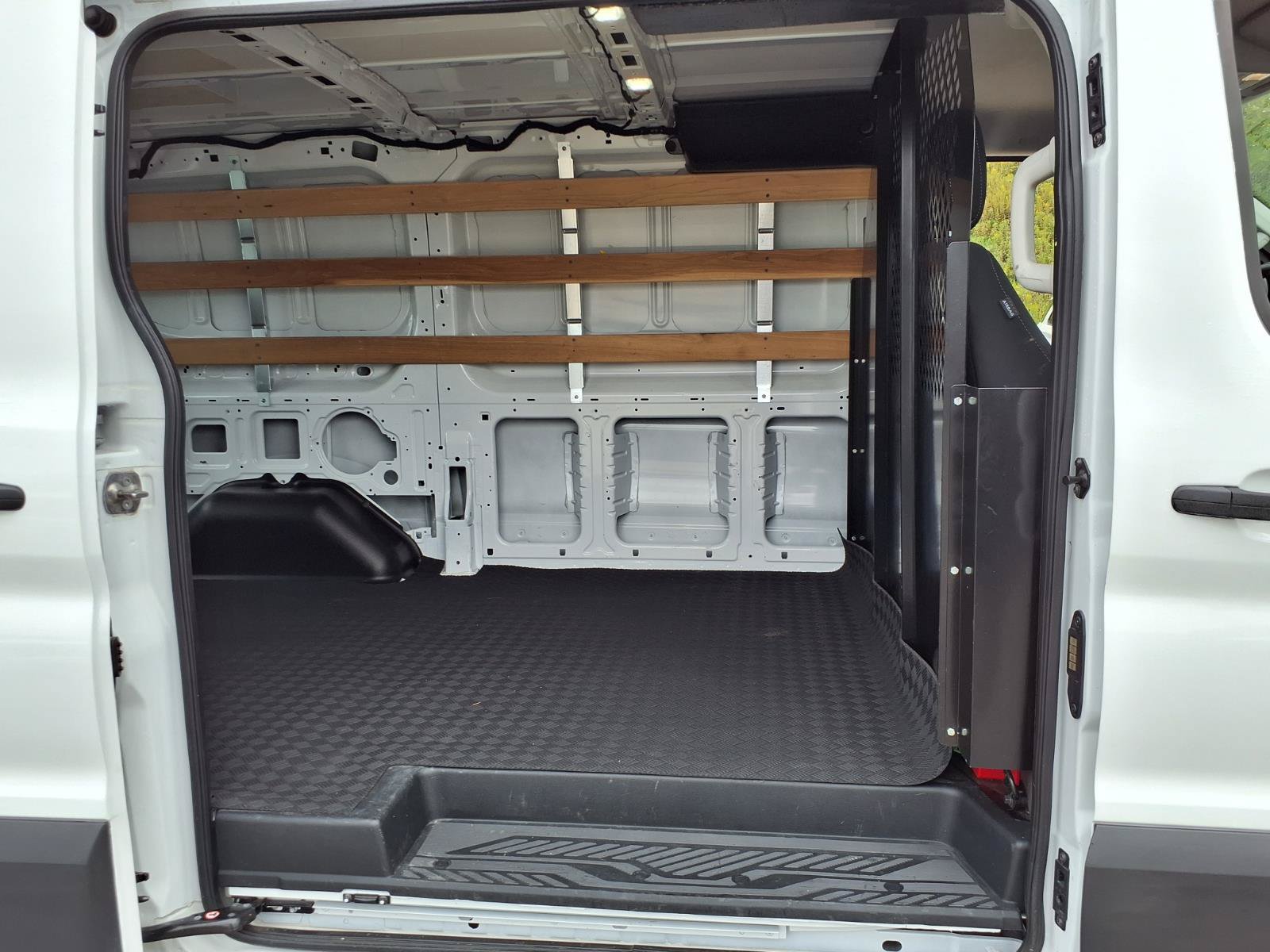 Used 2025 Ford Transit 250 Low Roof w/ Exterior Upgrade Package RWD image 10