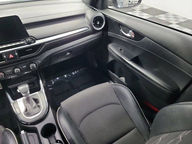 Used 2021 Kia Forte GT-Line image 16