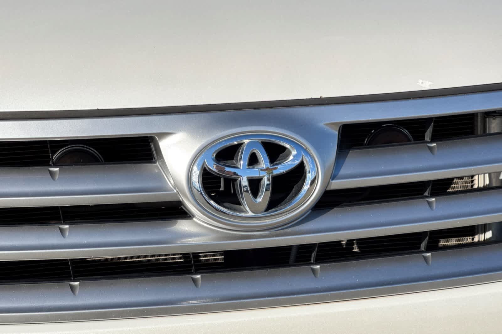 Used 2013 Toyota Highlander SE AWD/4WD image 16