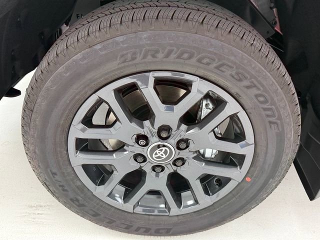 New 2026 Toyota Tundra Platinum image 7