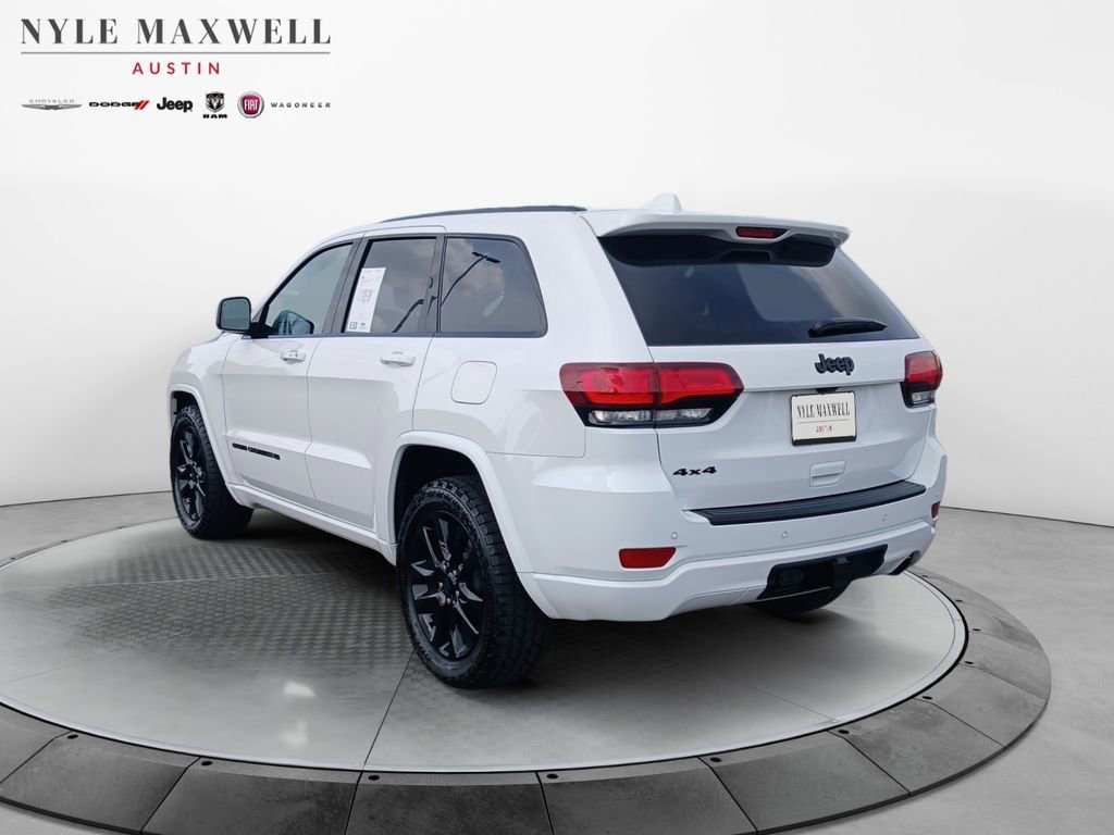 Used 2022 Jeep Grand Cherokee Laredo X AWD/4WD image 14