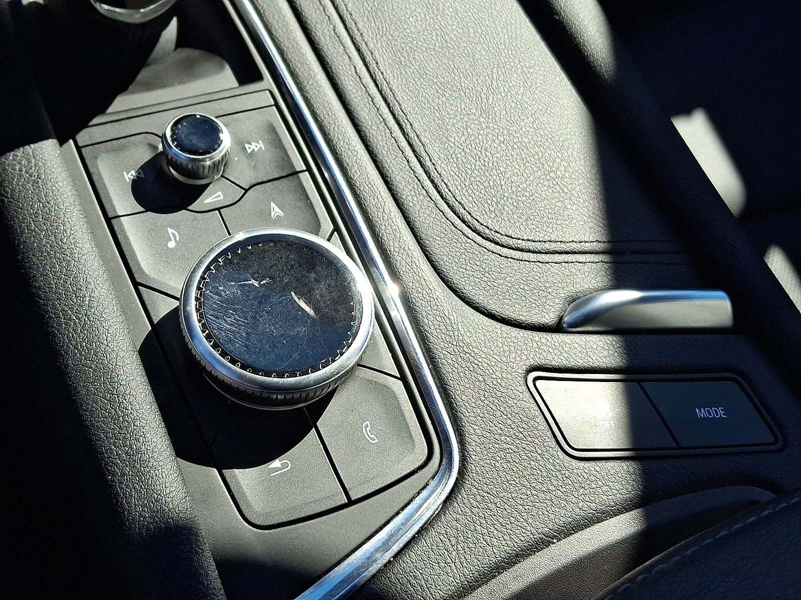 Used 2024 Cadillac XT5 Premium Luxury w/ Technology Package image 26