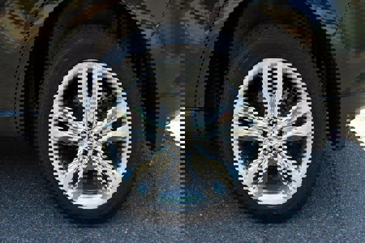 Used 2011 Ford Edge Limited w/ 302A Rapid Spec Order Code image 40