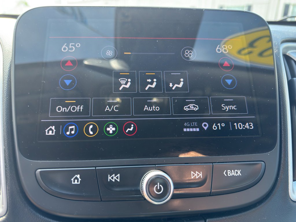 Used 2023 Chevrolet Malibu LT FWD image 24