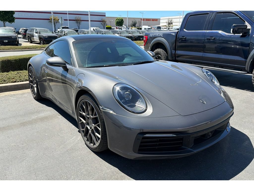 Used 2020 Porsche 911 Carrera RWD image 2
