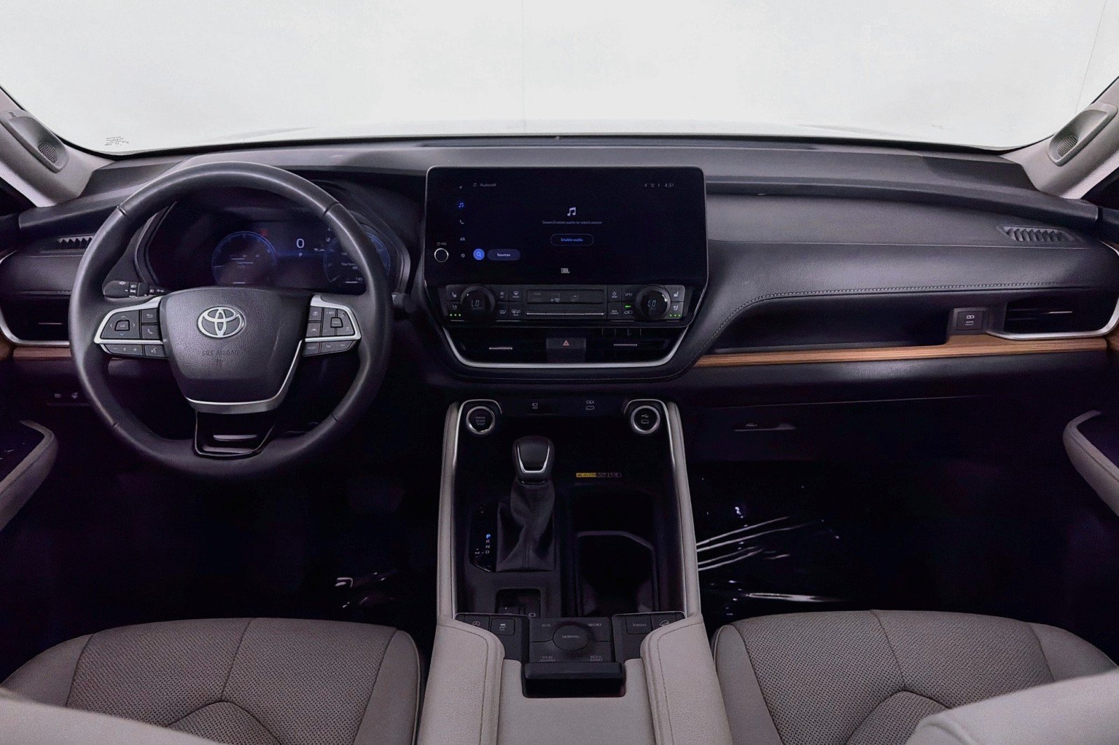 Used 2025 Toyota Grand Highlander AWD image 5