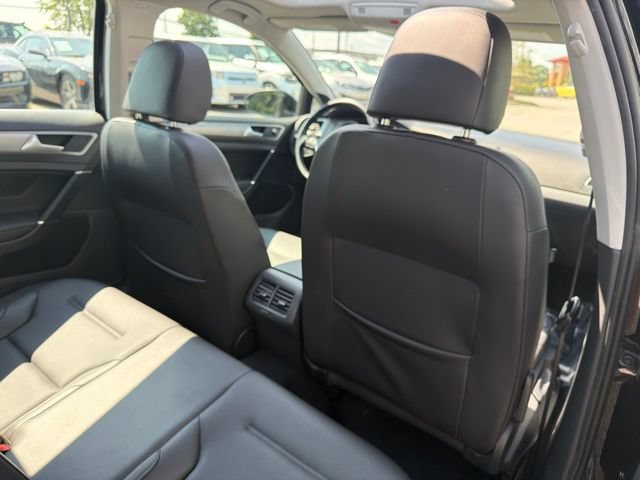 Used 2015 Volkswagen Golf TDI SE FWD image 24