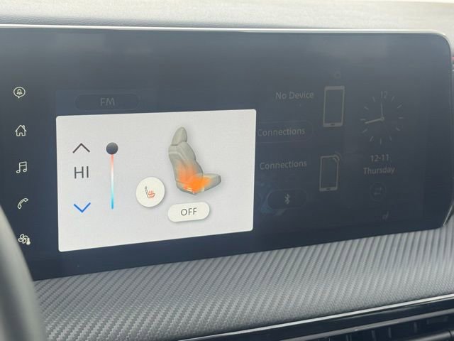 New 2025 Nissan Kicks SR w/ SR Premium Package image 35