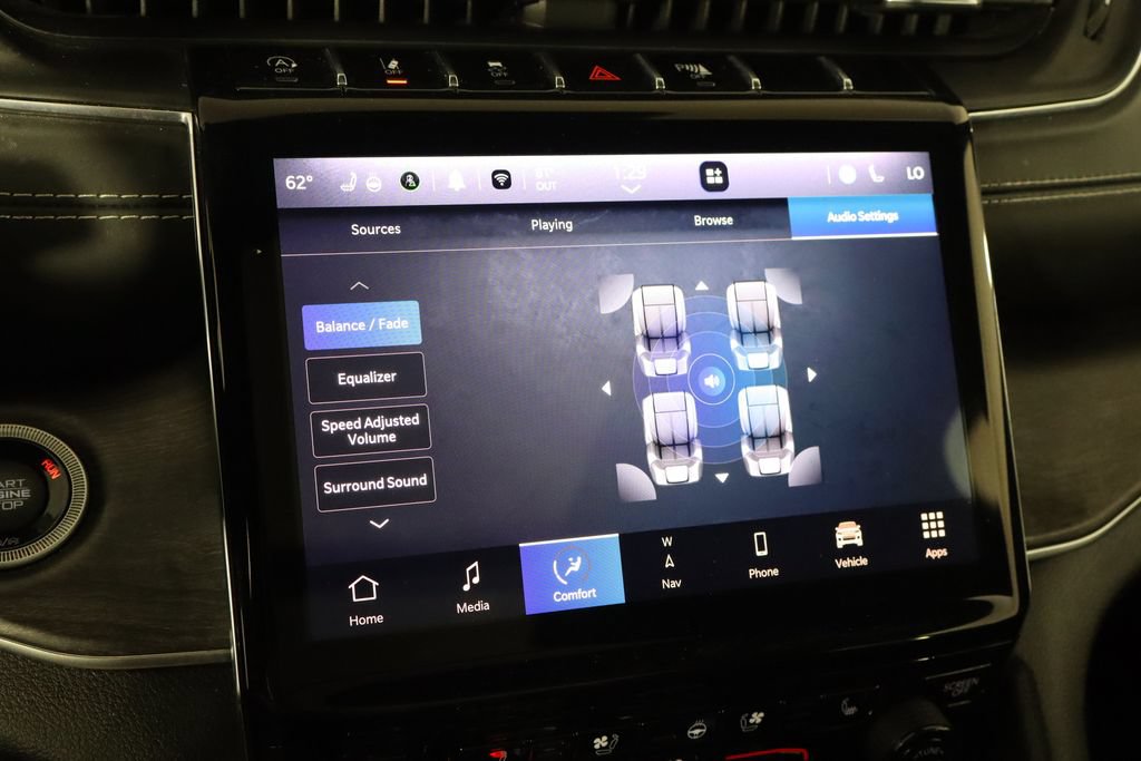 Used 2023 Jeep Grand Cherokee L Overland w/ Rear Seat Video Group I AWD/4WD image 38