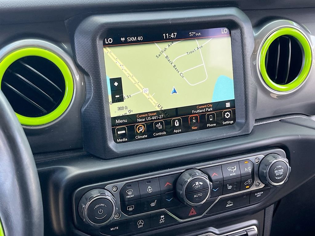 Used 2022 Jeep Wrangler Unlimited Sahara w/ Cold Weather Group AWD/4WD image 13