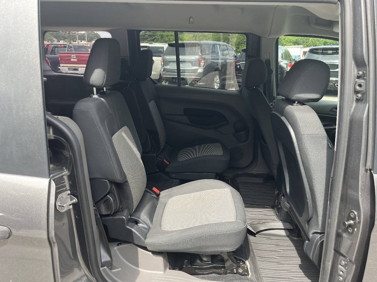 Used 2022 Ford Transit Connect XL FWD image 17