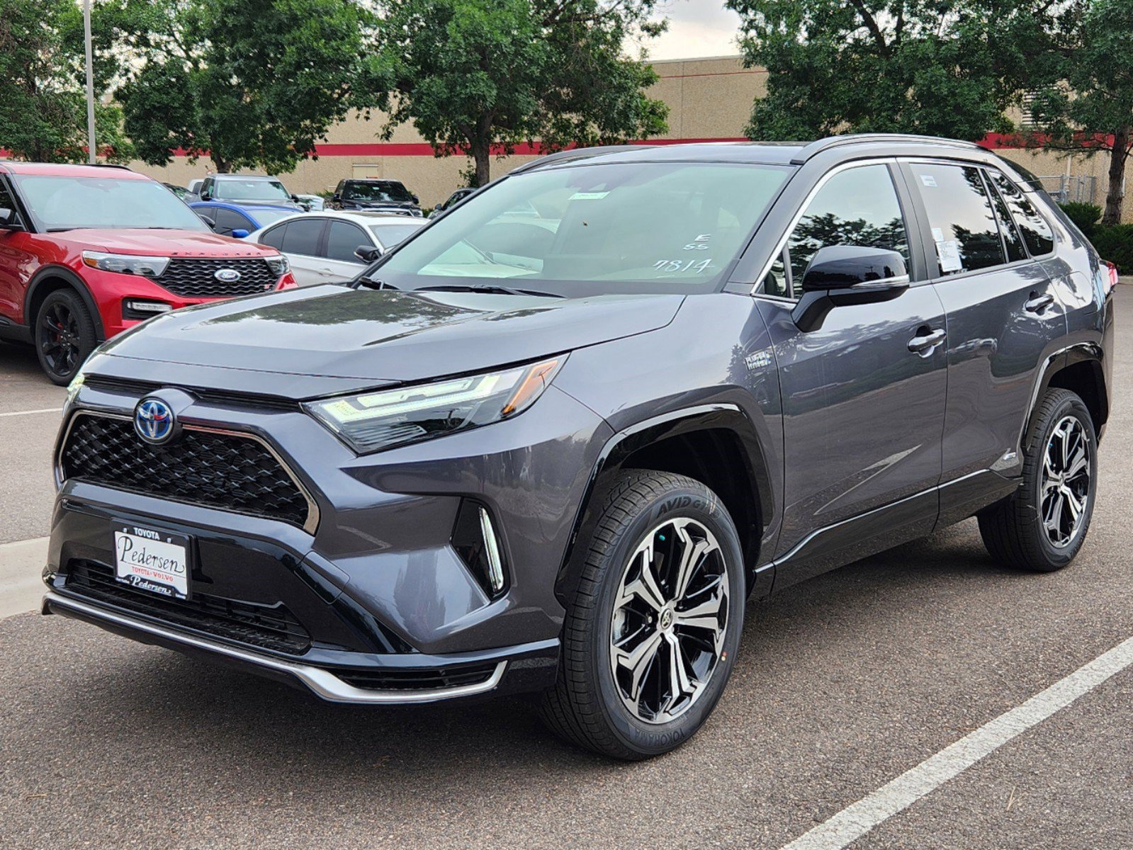 New 2024 Toyota RAV4 XSE w/ Weather Package AWD/4WD image 4